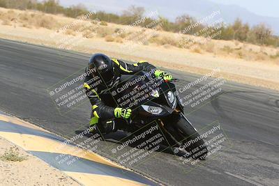 media/Apr-10-2022-SoCal Trackdays (Sun) [[f104b12566]]/Turn 7 Inside (1025am)/